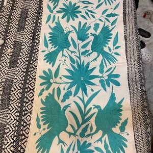 Monochrome Otomi hand embroidered table / bed runner